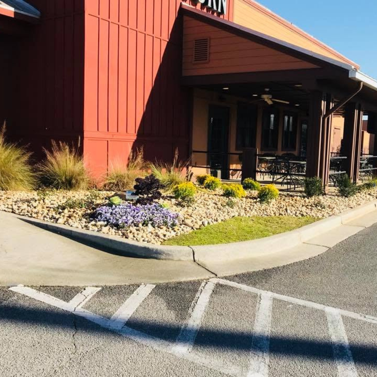 Commercial Landscape Contractor | The GroundsMen | Statesboro and Savannah, Ga